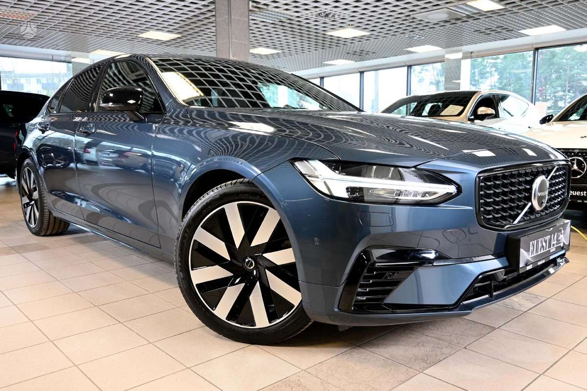 Volvo S90 - 1