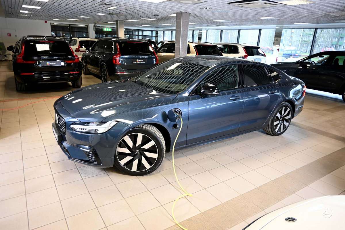 Volvo S90 - 6