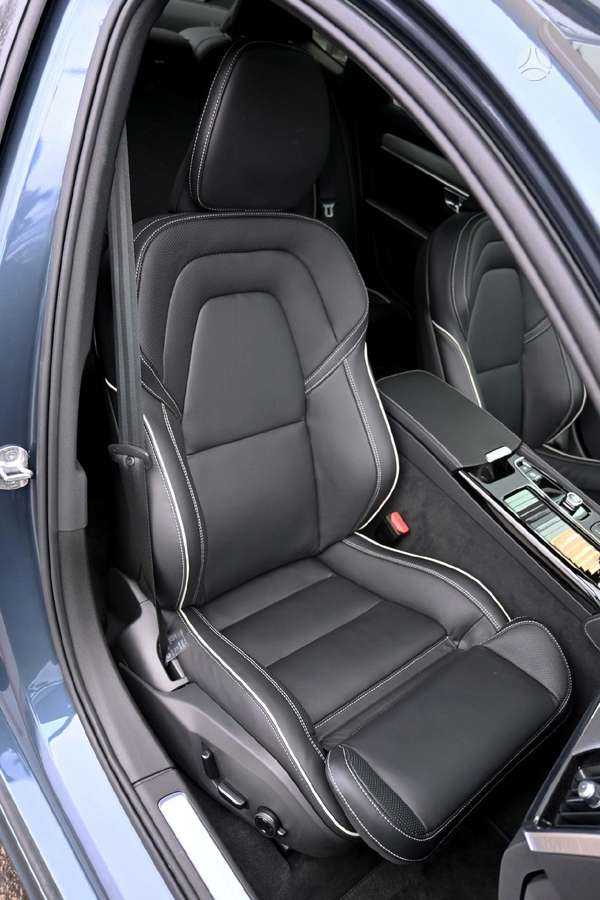 Volvo S90 - 10