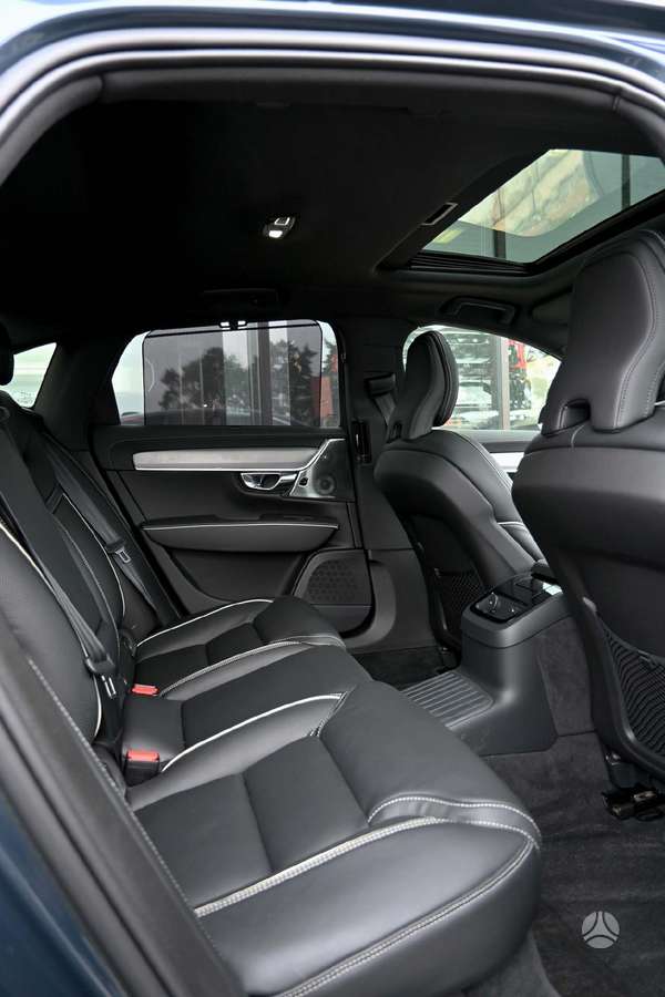Volvo S90 - 11