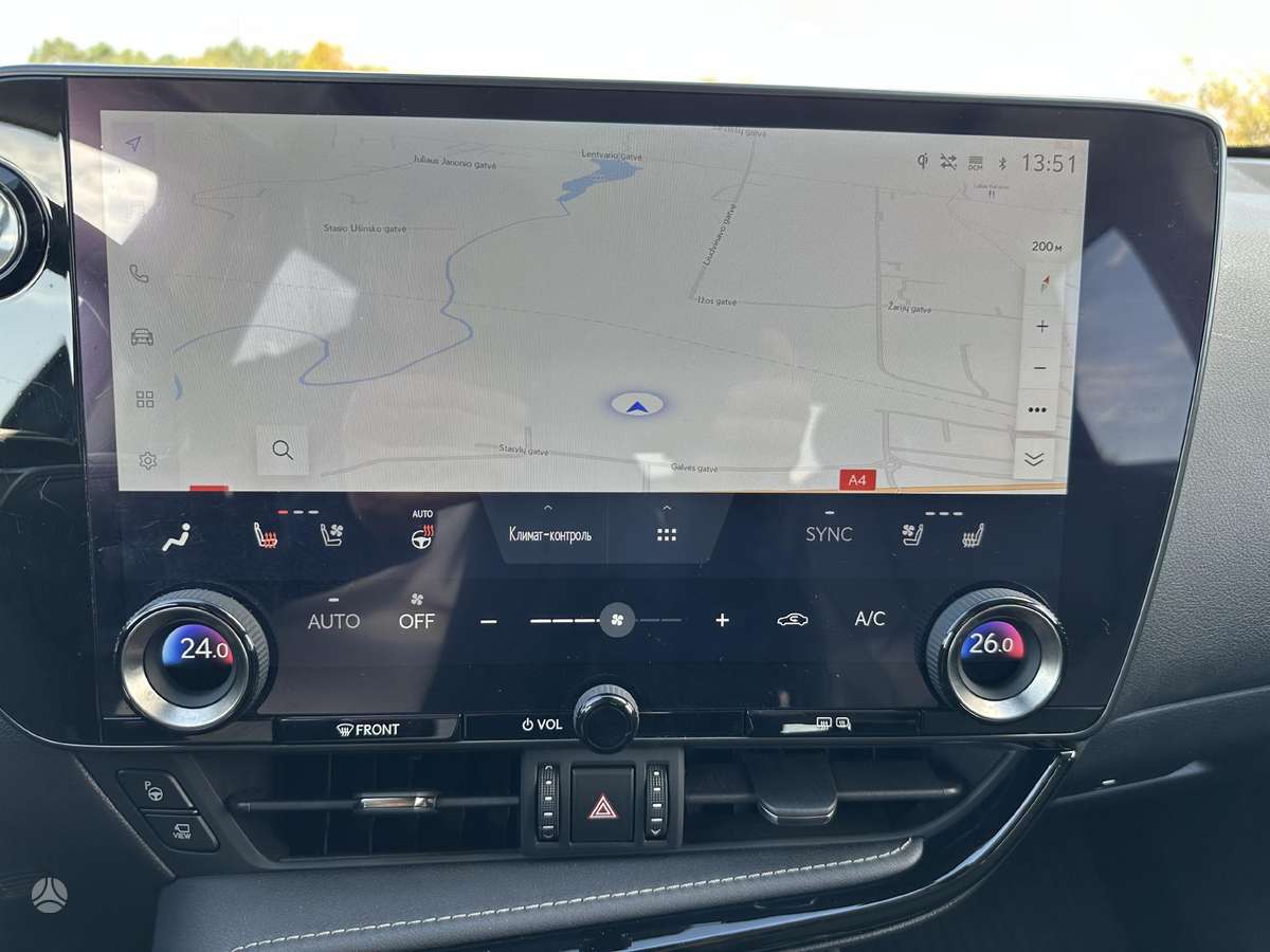 Lexus NX 450h+ dalimis