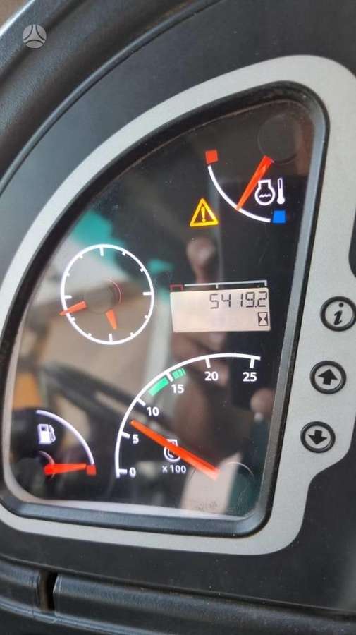 JCB 4CX, ekskavatoriniai krautuvai