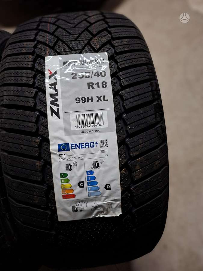 Zmax R18 225/45, winter 255/40 R18