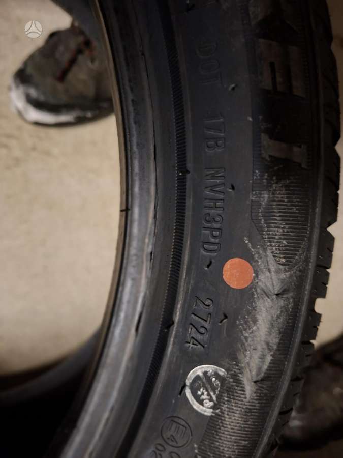 Zmax R18 225/45, winter 255/40 R18