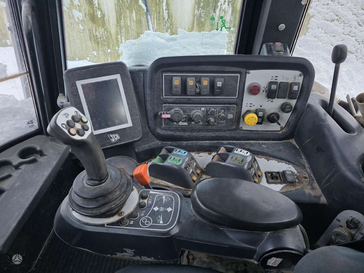 JCB FASTRAX 8250, tractors