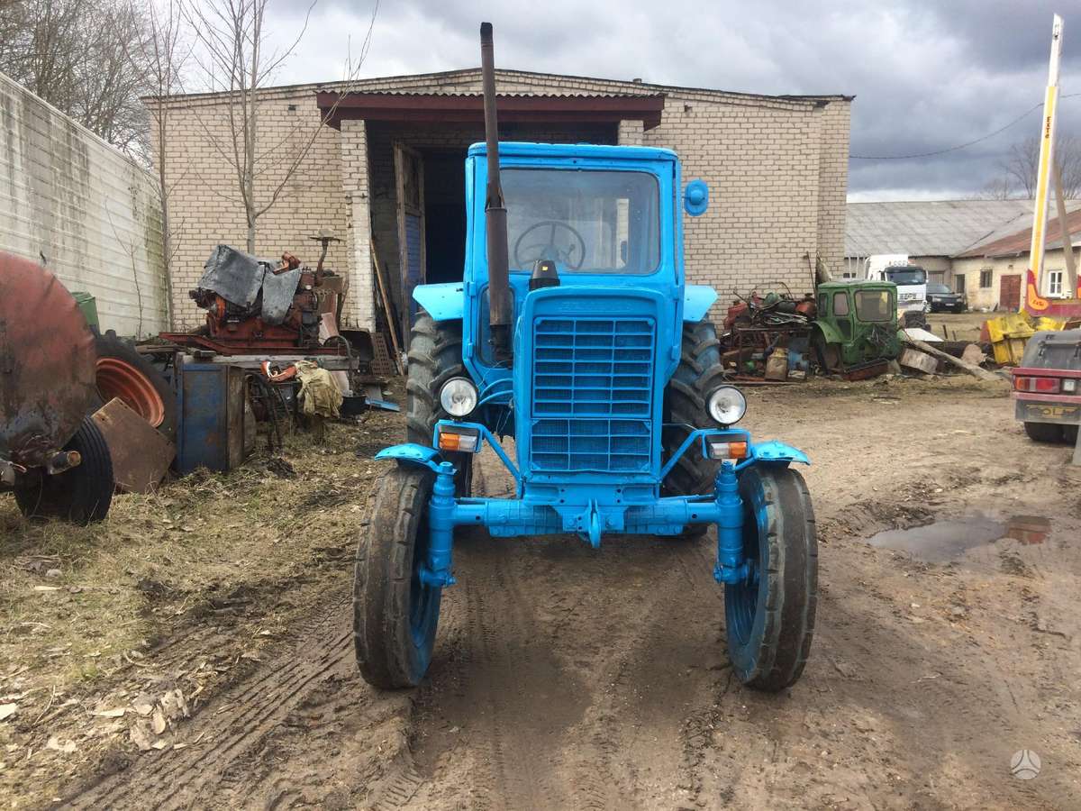 T 25 visas arba dalimis, tractors