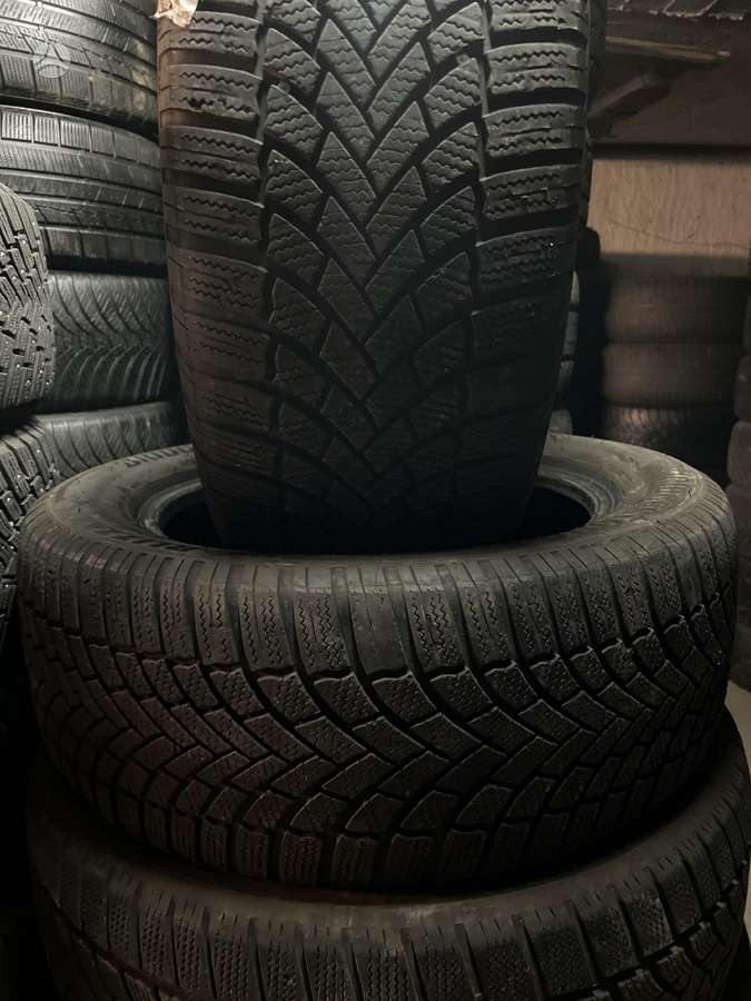 Bridgestone BLIZZAK LM005, winter 235/55 R17
