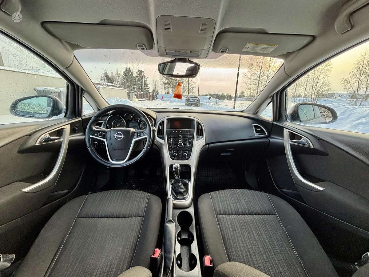 Opel Astra, 1.3 l., Хэтчбек