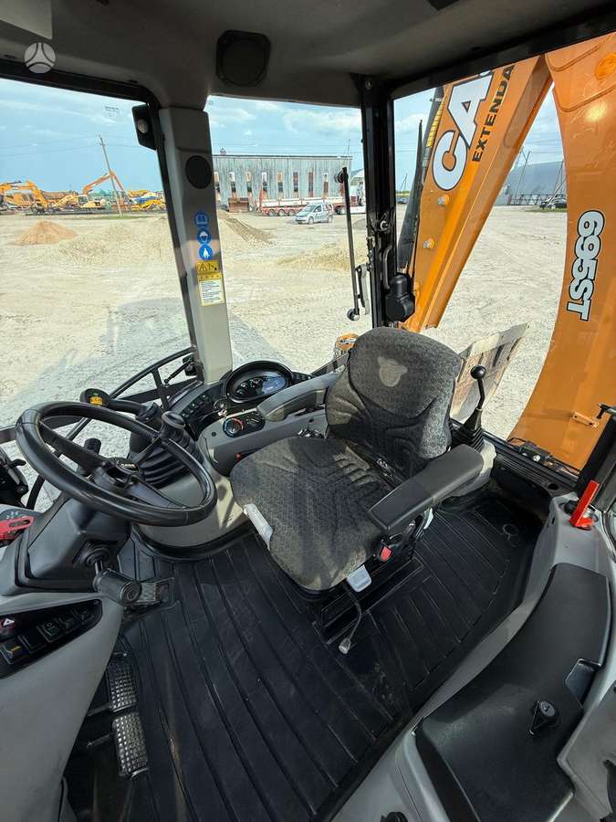 Case 695 ST, excavator loader