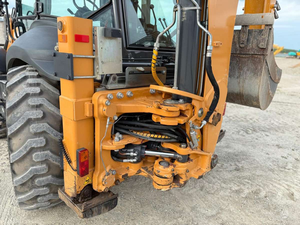 Case 695 ST, excavator loader