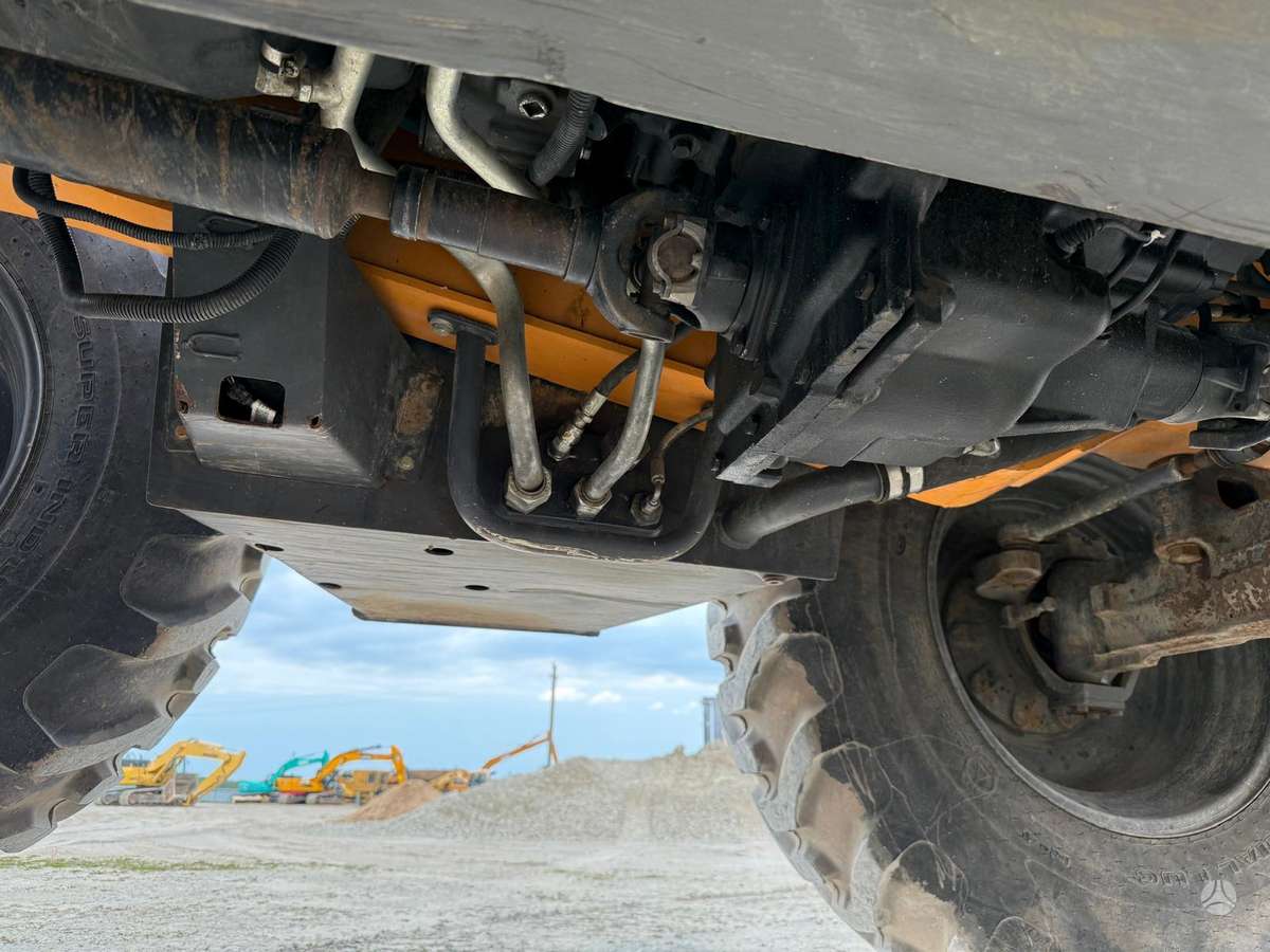 Case 695 ST, excavator loader