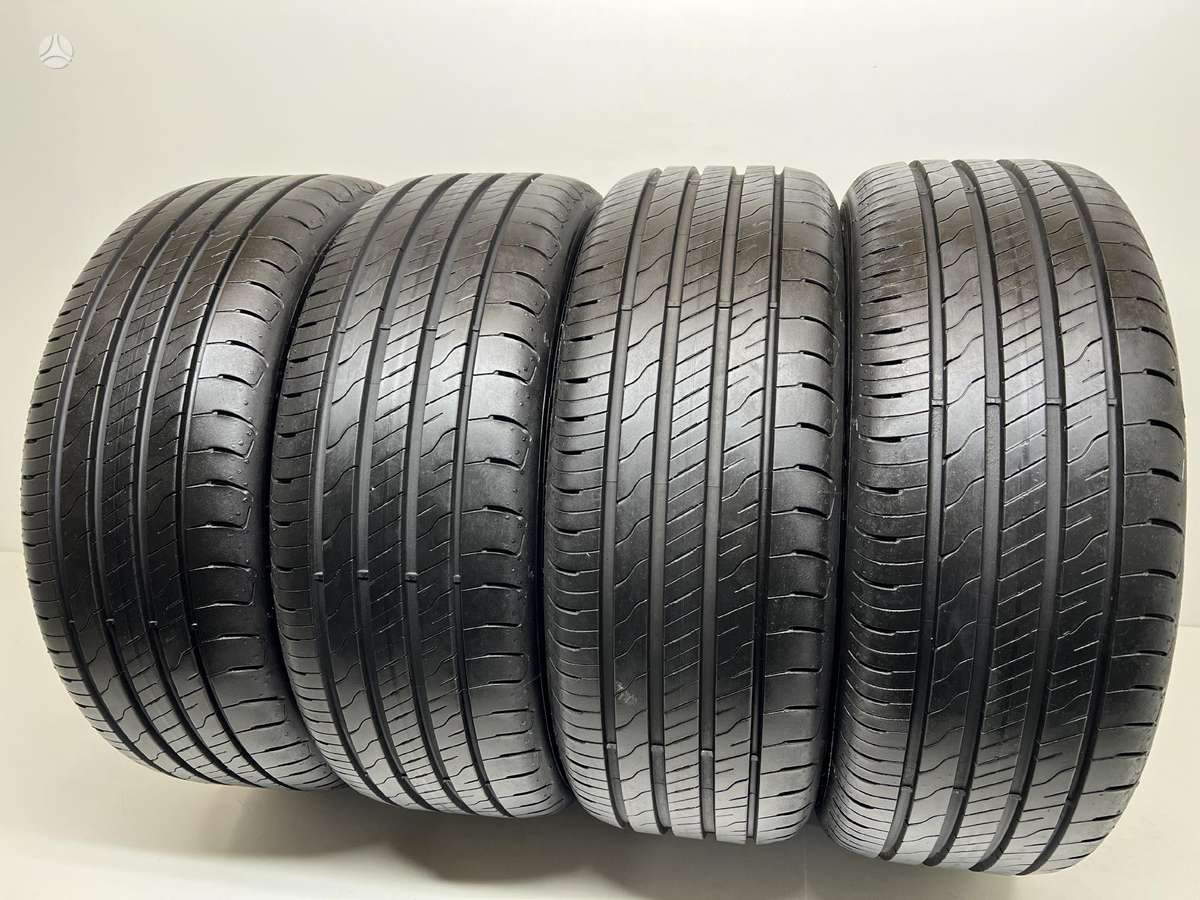 Goodyear Efficient Grip 2, vasarinės 205/50 R17