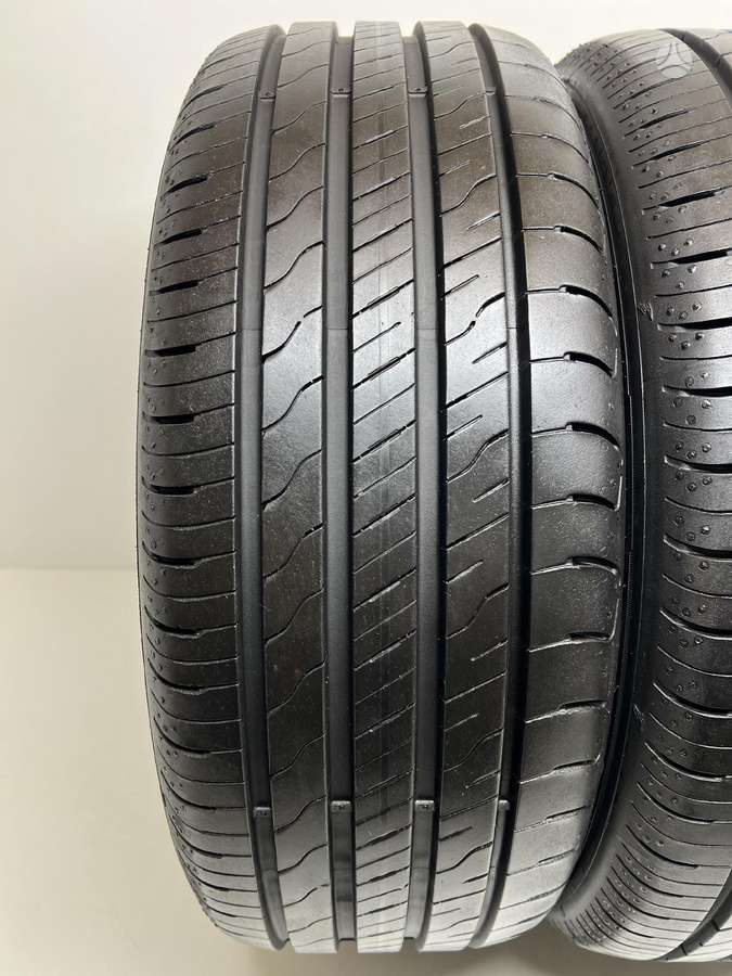 Goodyear Efficient Grip 2, vasarinės 205/50 R17