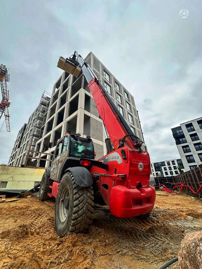 Manitou 1840, construction and road construction equipment rental