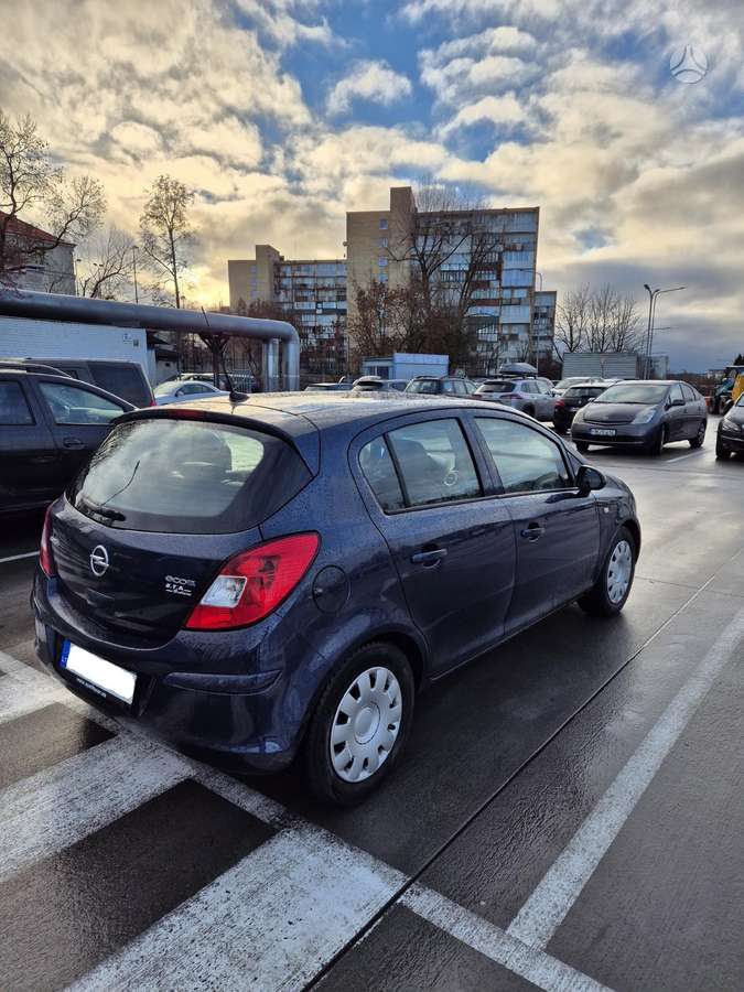 Opel Corsa, 1.3 l., Хэтчбек