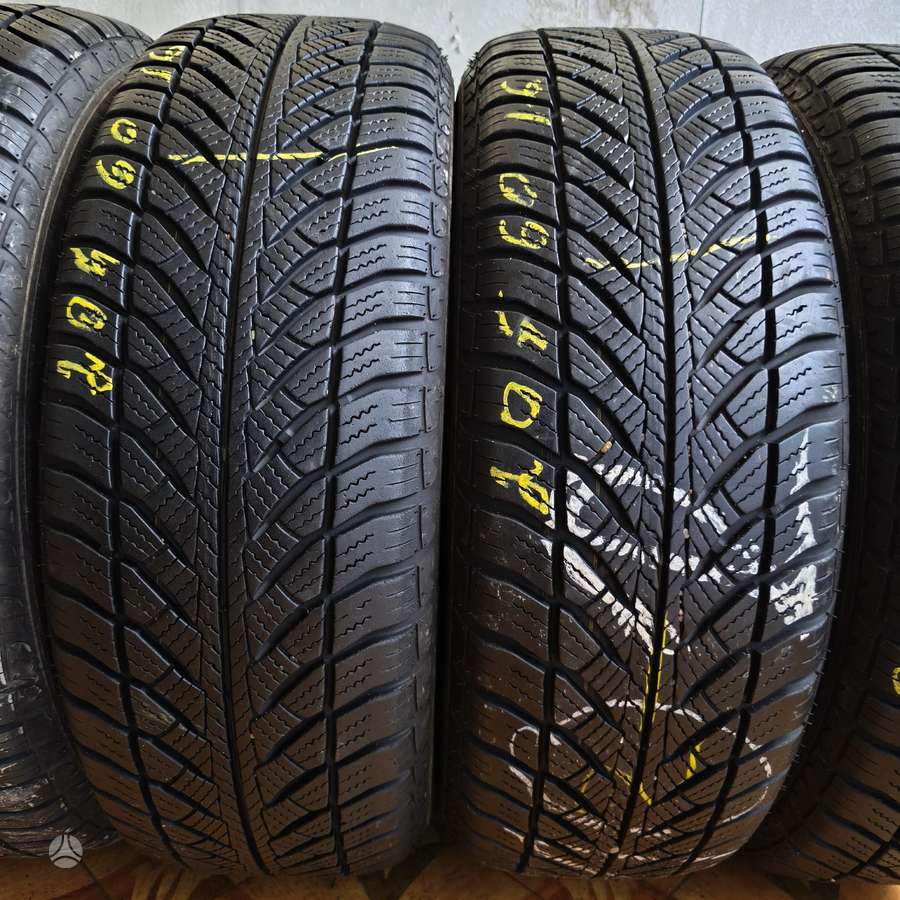 Goodyear Ultragrip performance, winter 205/60 R16