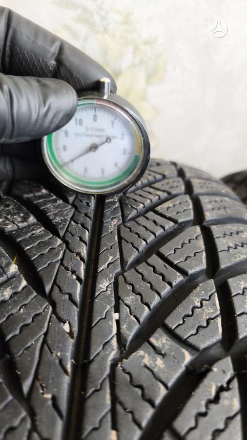 Goodyear Ultragrip performance, winter 205/60 R16