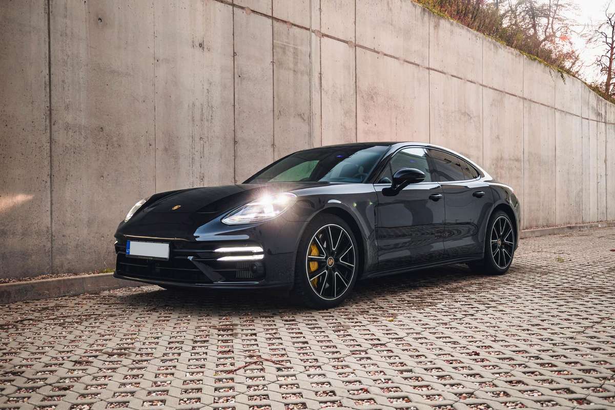 Porsche Panamera - 2