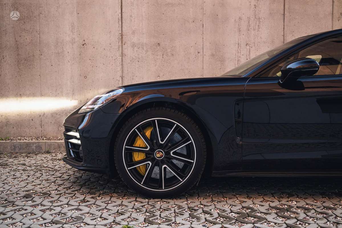 Porsche Panamera - 7