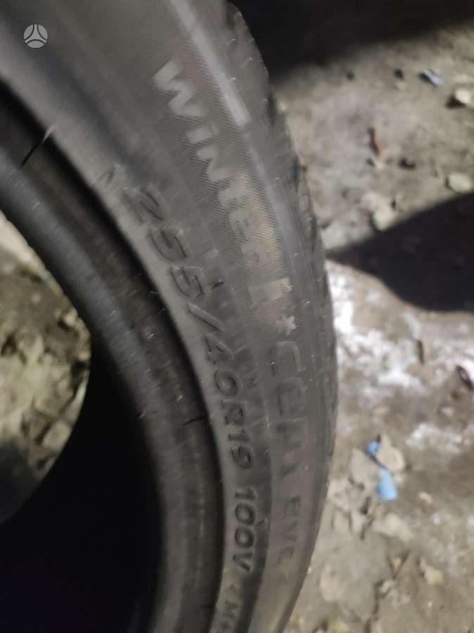 Hankook, žieminės 255/40 R19