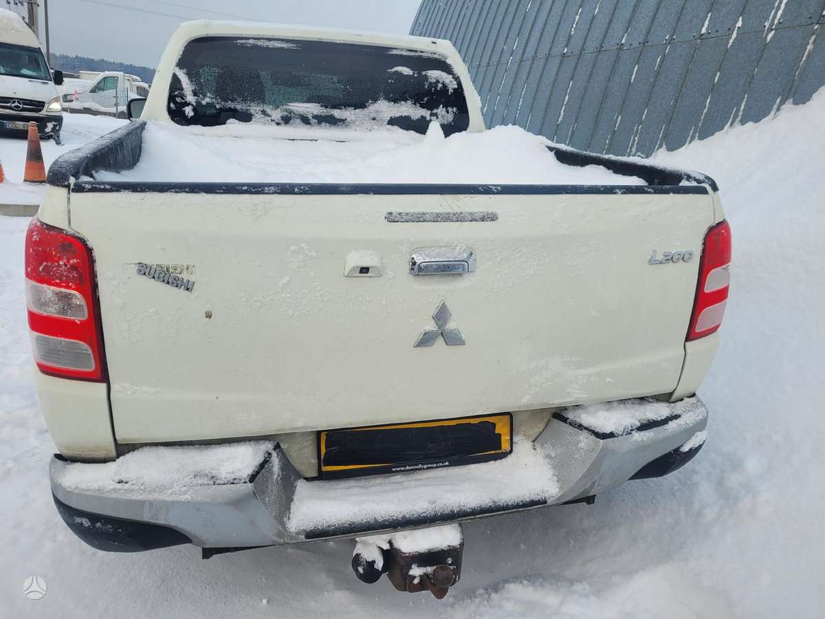 Mitsubishi L200
