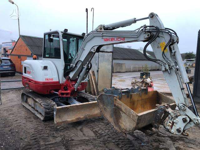 Takeuchi TB240 su Powertilt, экскаваторы