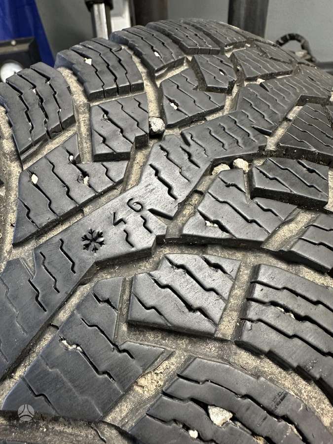 Nokian, winter 205/65 R16
