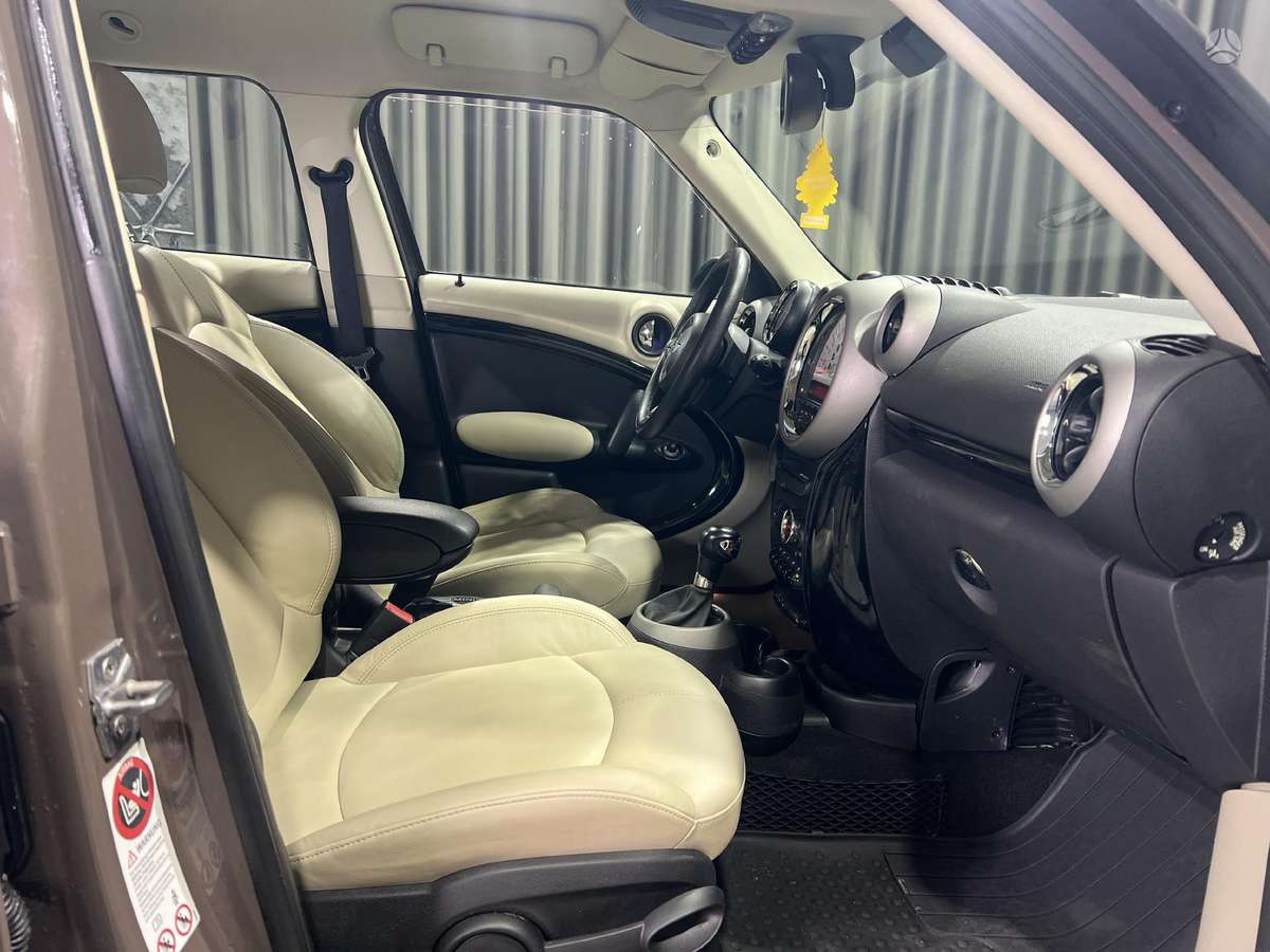 Mini Cooper SD, 2.0 l., hečbeks