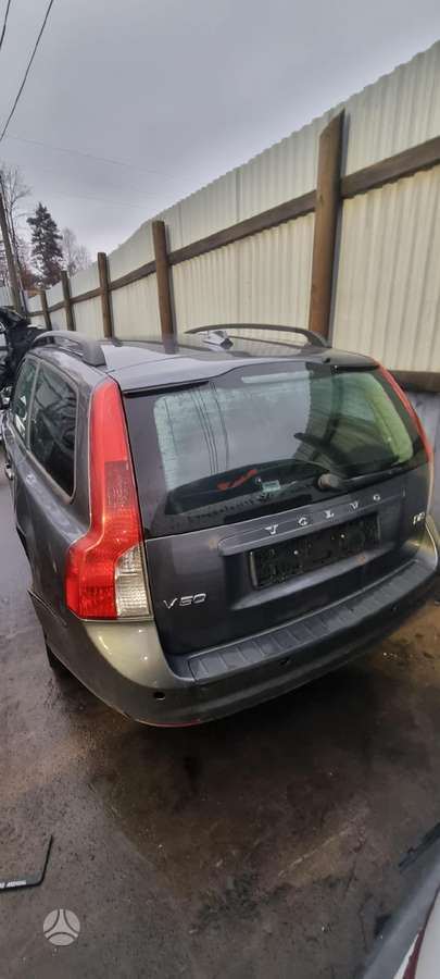 Volvo V50 for parts