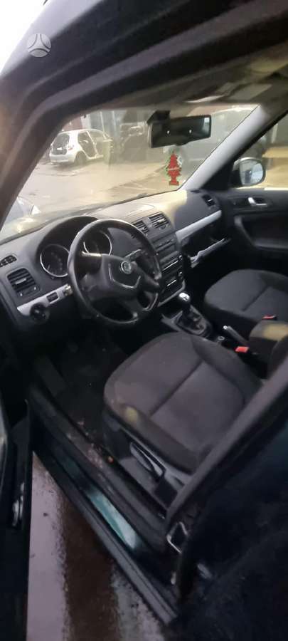 Skoda Yeti dalimis