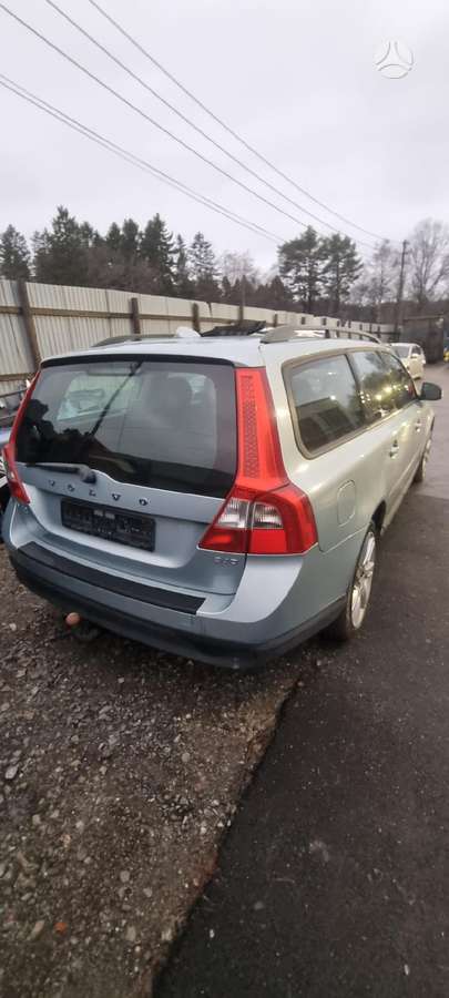 Volvo V70 dalimis