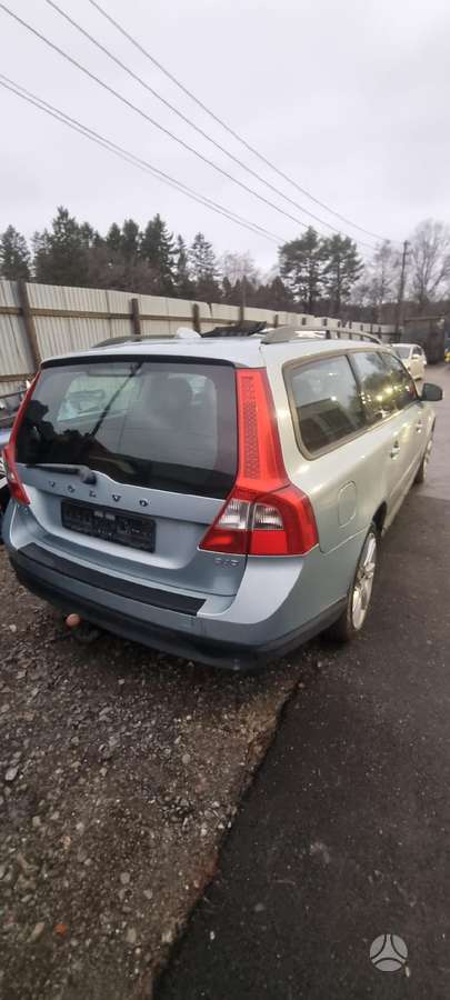 Volvo V70 rezerves daļās