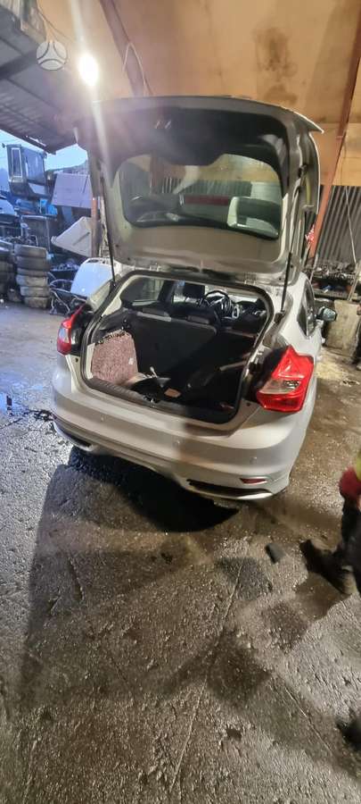 Ford Focus по частям