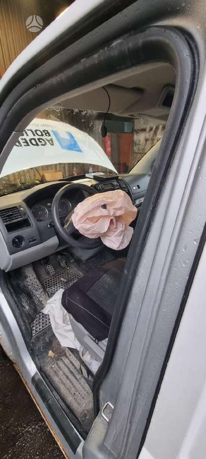 Volkswagen Transporter по частям