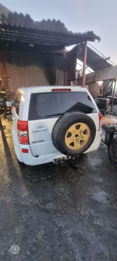 Suzuki Grand Vitara for parts