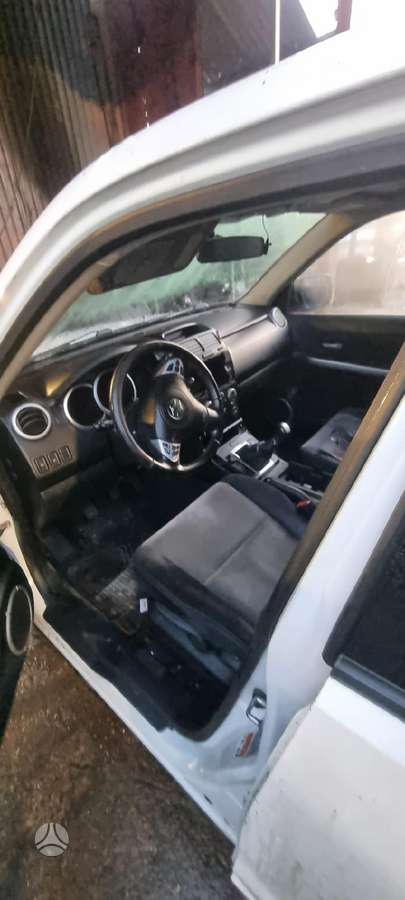 Suzuki Grand Vitara for parts