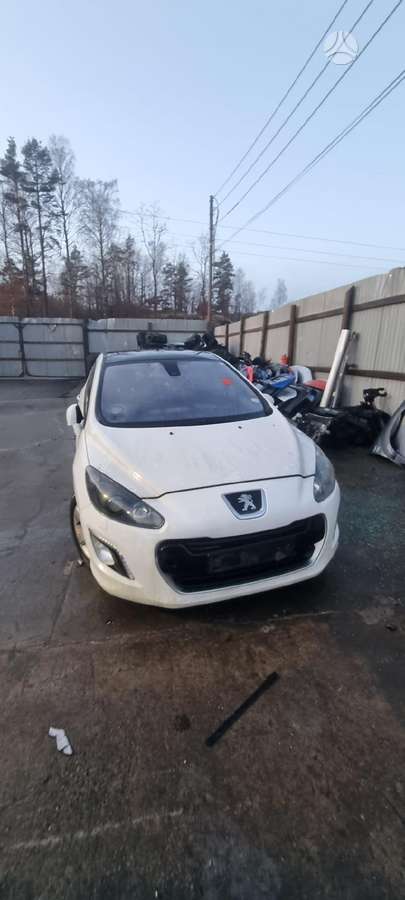Peugeot 308 dalimis