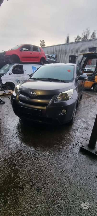 Toyota Urban Cruiser по частям