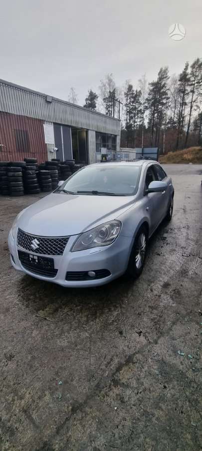 Suzuki Kizashi   for parts