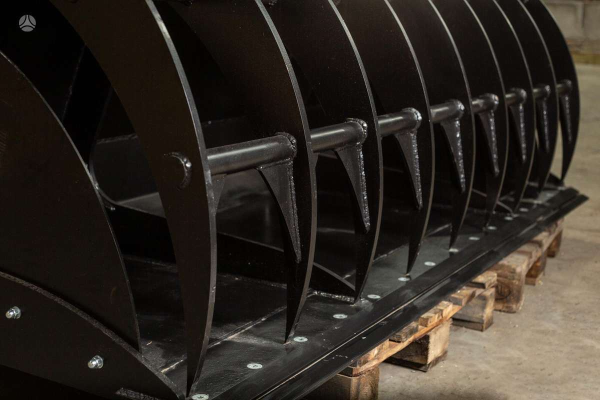 HNH Engineering Universalus kaušas, manure shakers, compost shredders