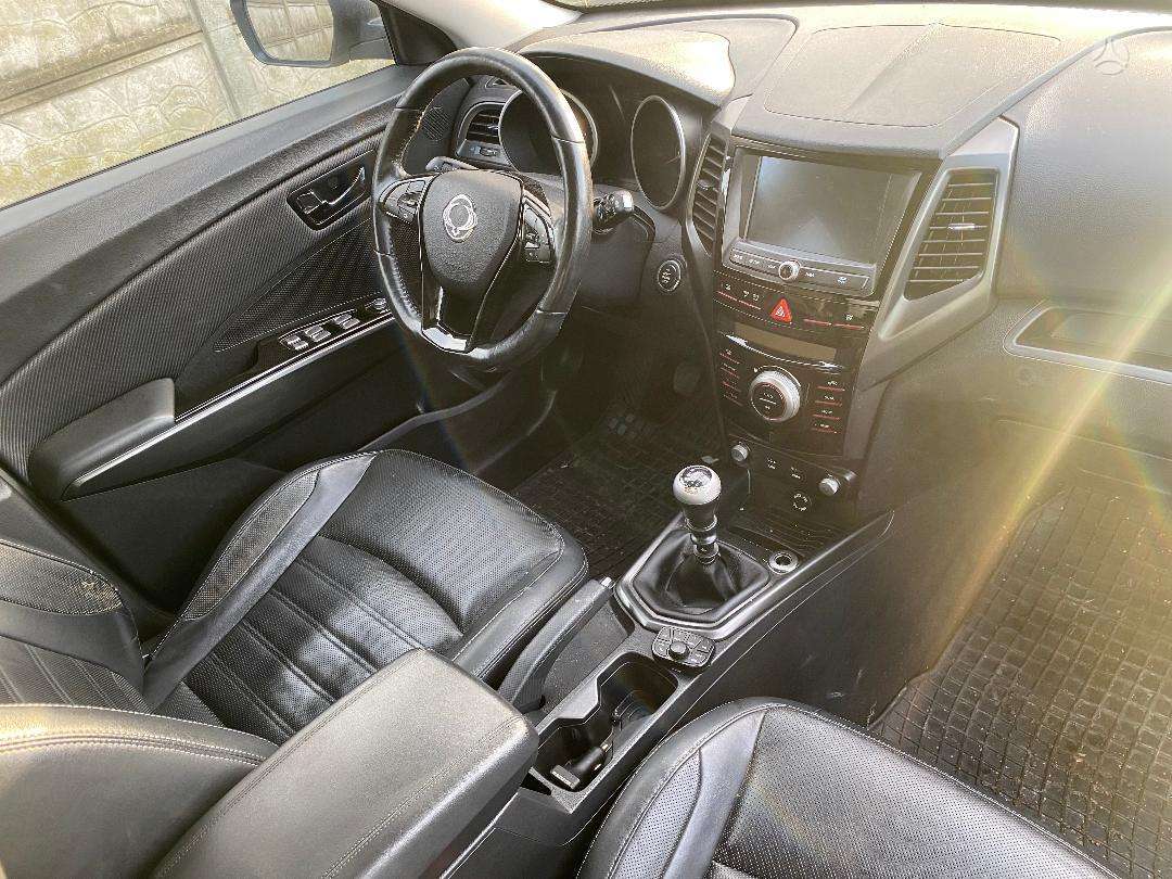 SsangYong XLV