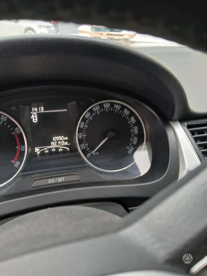 Skoda Rapid, 1.2 l., Хэтчбек