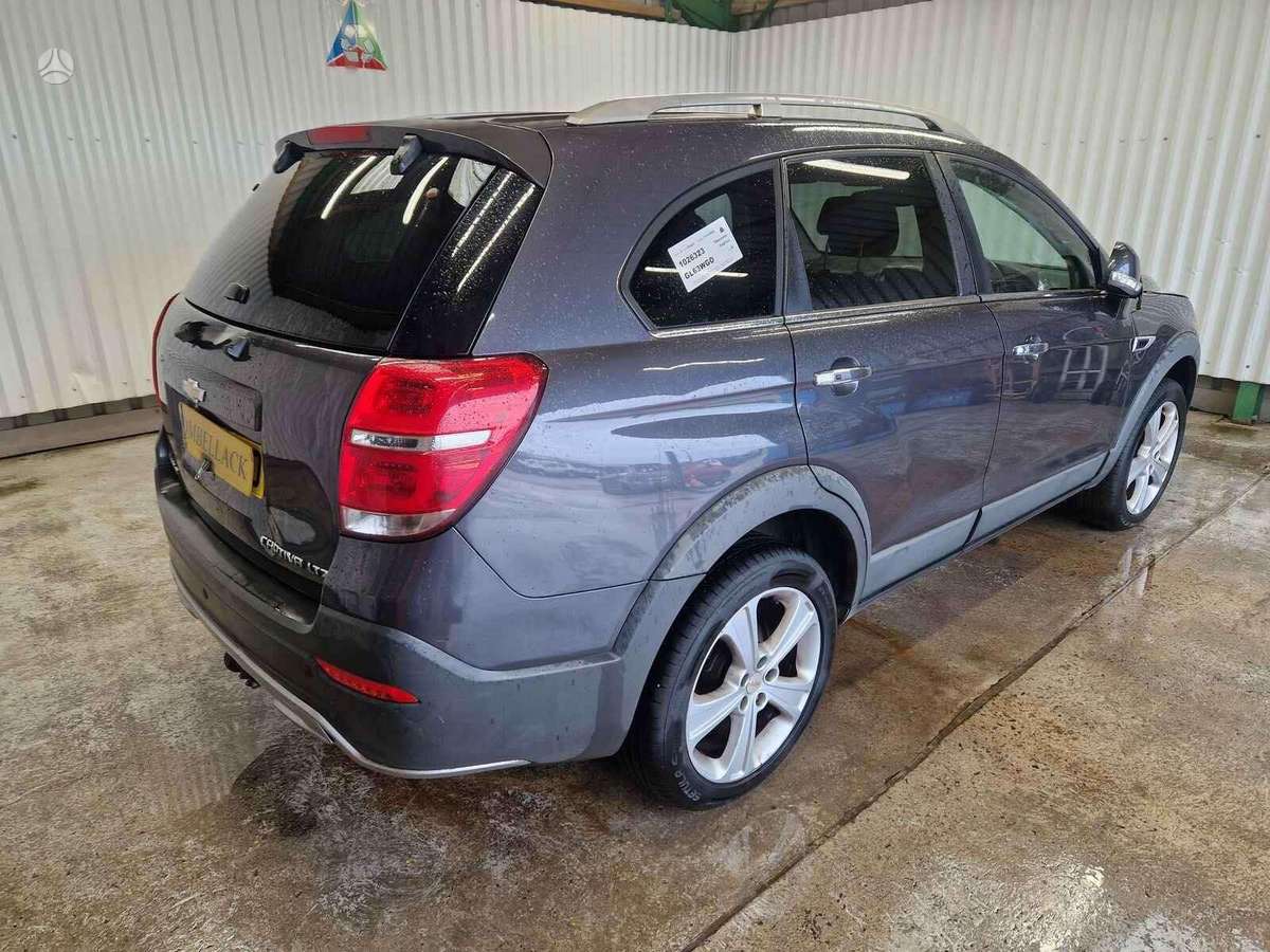Chevrolet Captiva dalimis