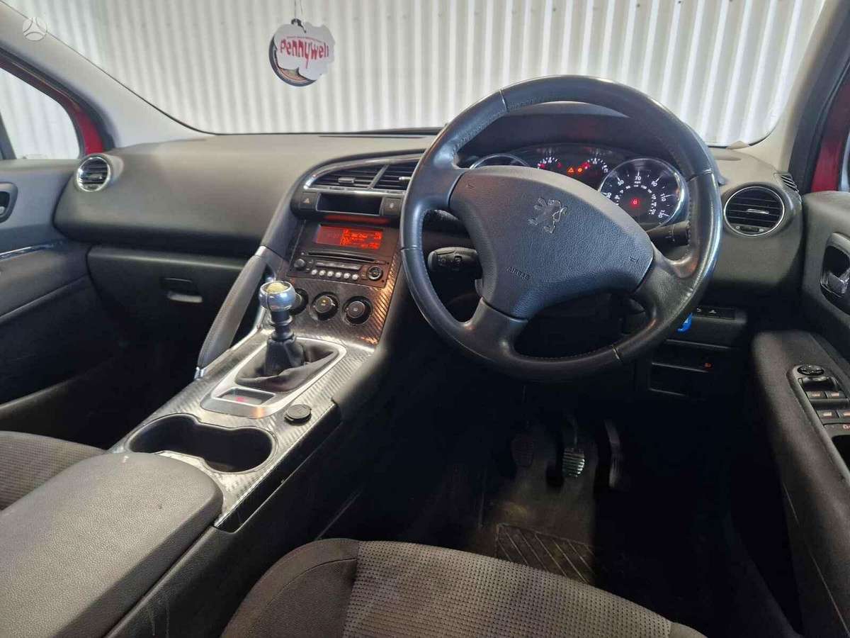 Peugeot 3008 dalimis