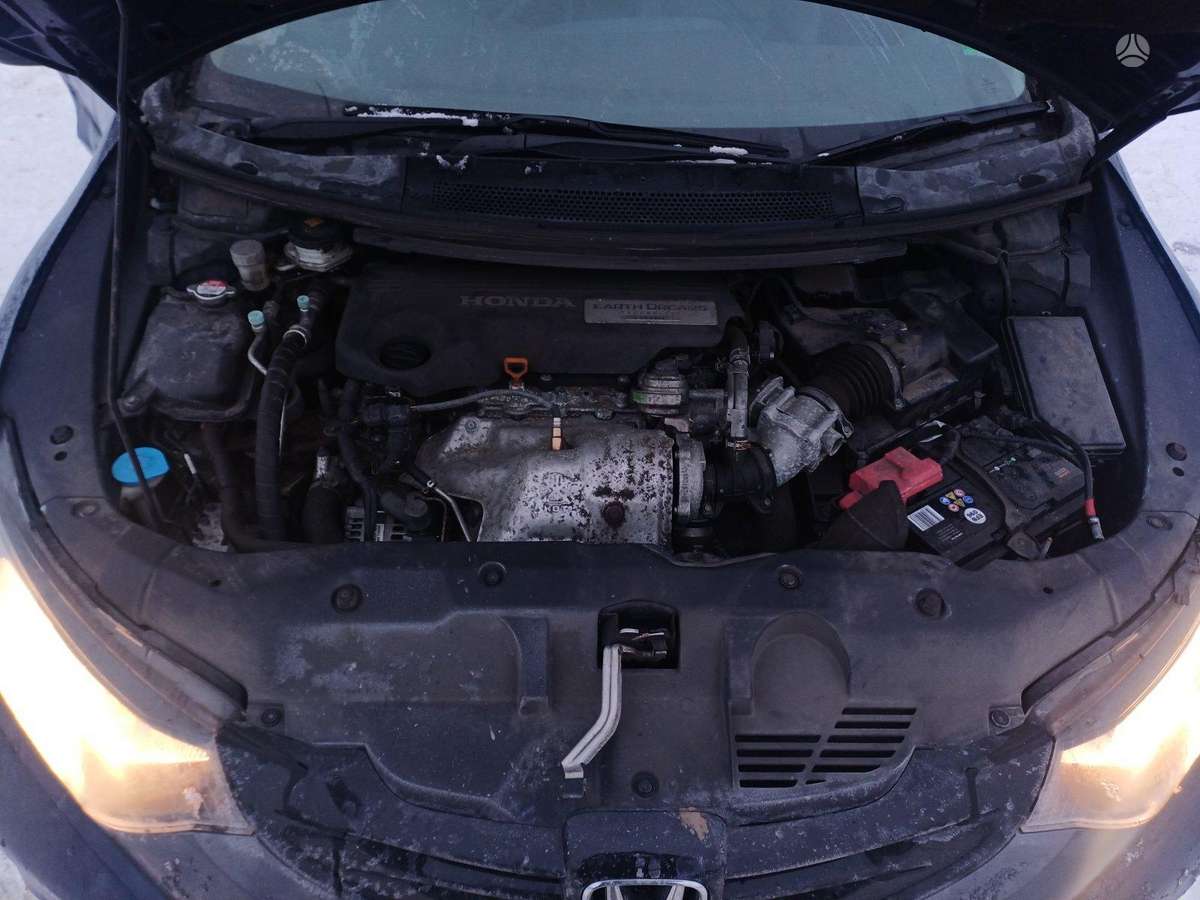 Honda Civic по частям. Color code b580 engine n16a1