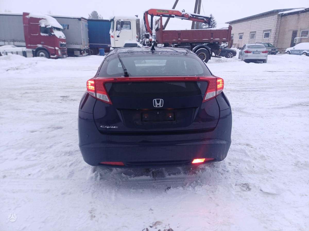 Honda Civic по частям. Color code b580 engine n16a1