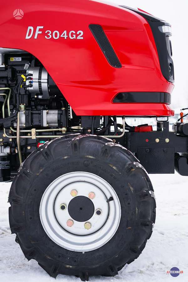 Dong Feng DF304G2, тракторы
