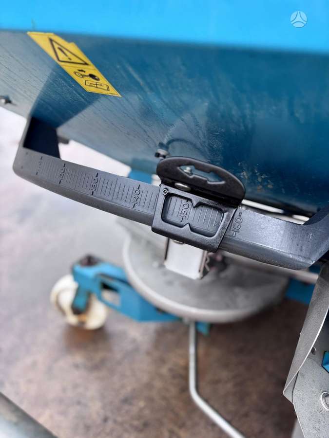 Sulky X40+, spreaders