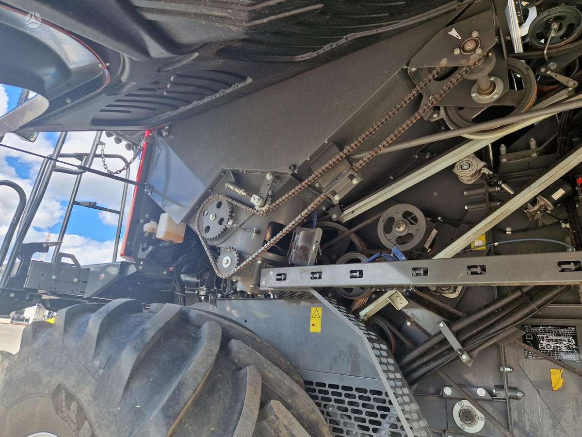 Massey Ferguson 7370 BETA, комбайны