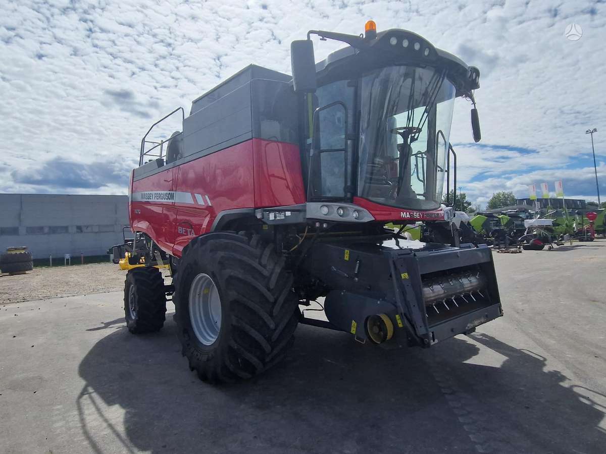 Massey Ferguson 7370 BETA, комбайны